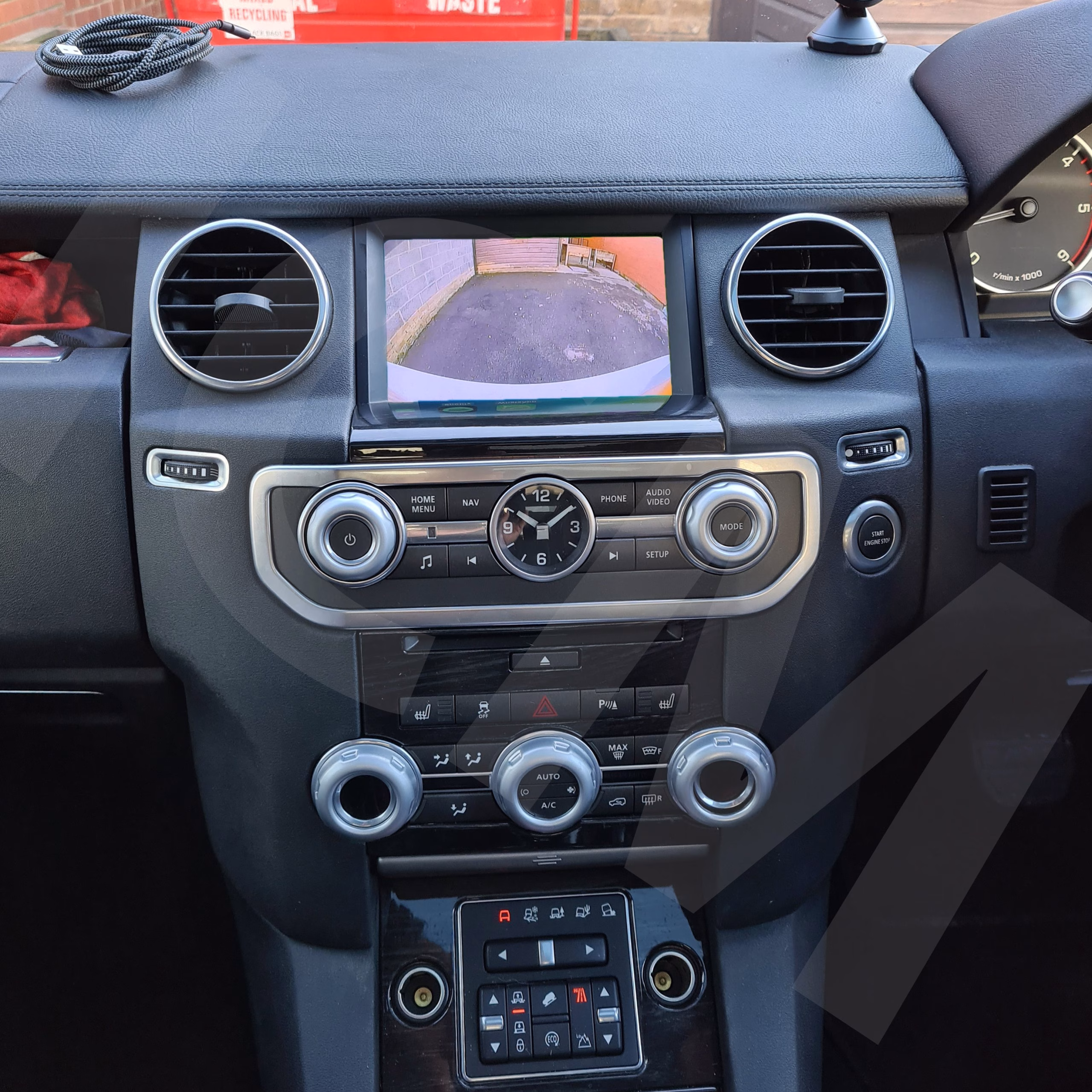 Reverse Camera Integration Kit for Land Rover Discovery 4 2009 – 2016 - incarmusic.co.uk