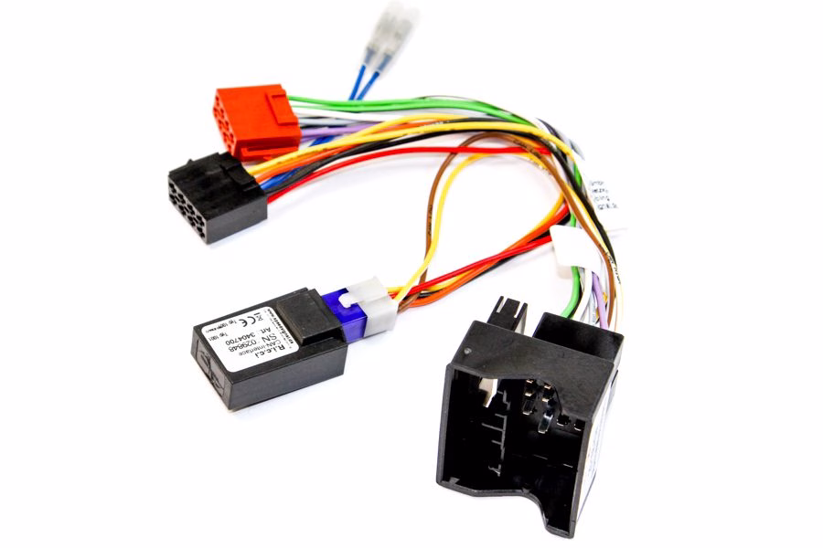 Skoda Fabia Octavia Roomster Superb Yeti CANBus Car Radio ISO Lead Ignition Feed - incarmusic.co.uk