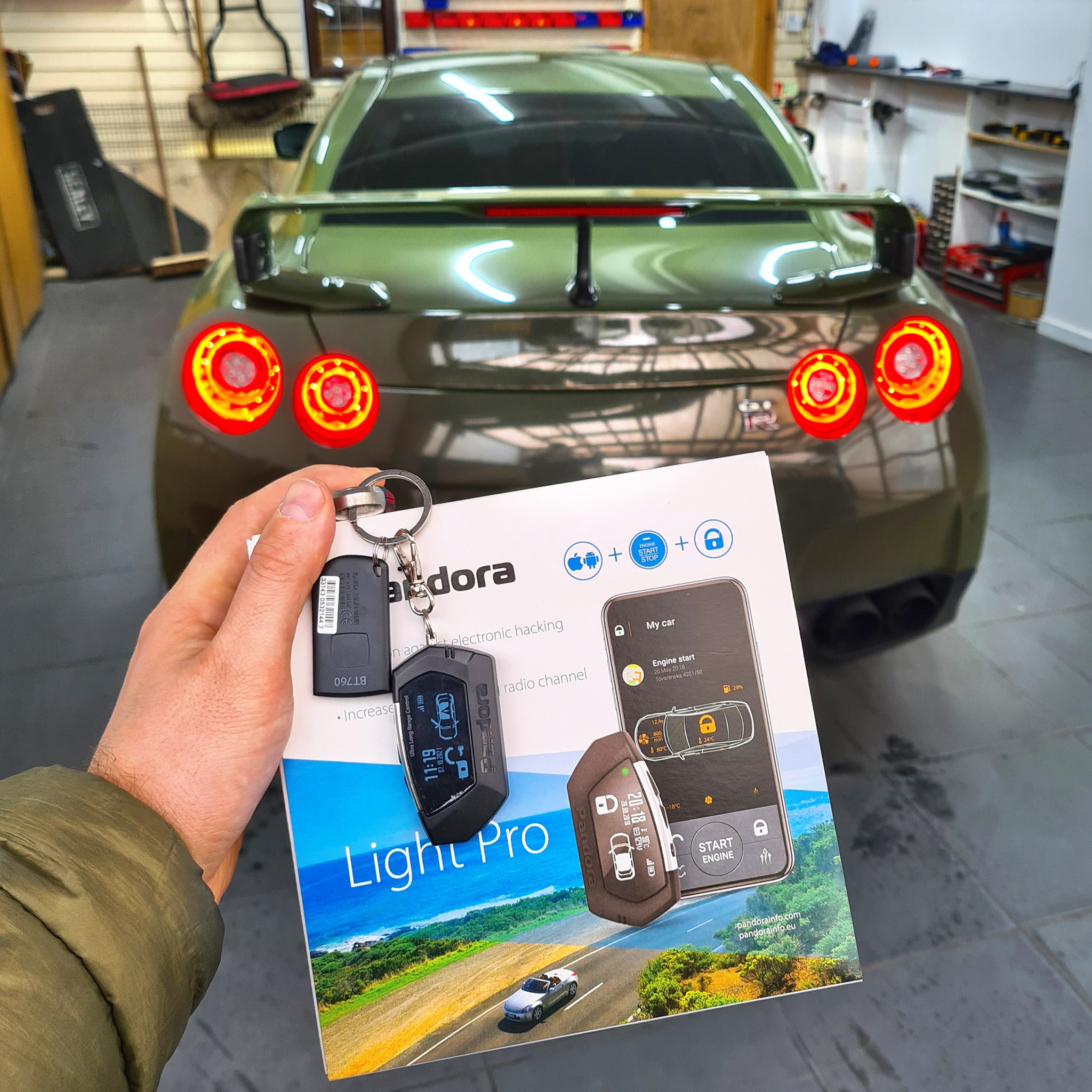 Pandora Light Pro V2 Pager Car Alarm with Alert Notifications, Shock, Tilt Sensor, Bluetooth Phone Control & App - Image 7