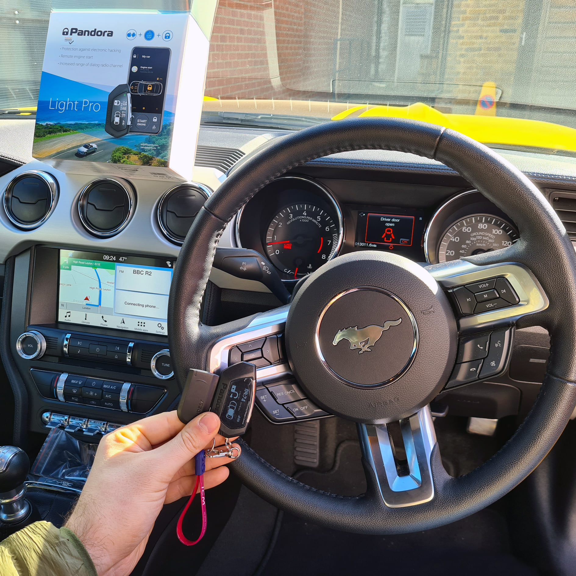 Pandora Light Pro V2 Pager Car Alarm with Alert Notifications, Shock, Tilt Sensor, Bluetooth Phone Control & App - Image 3