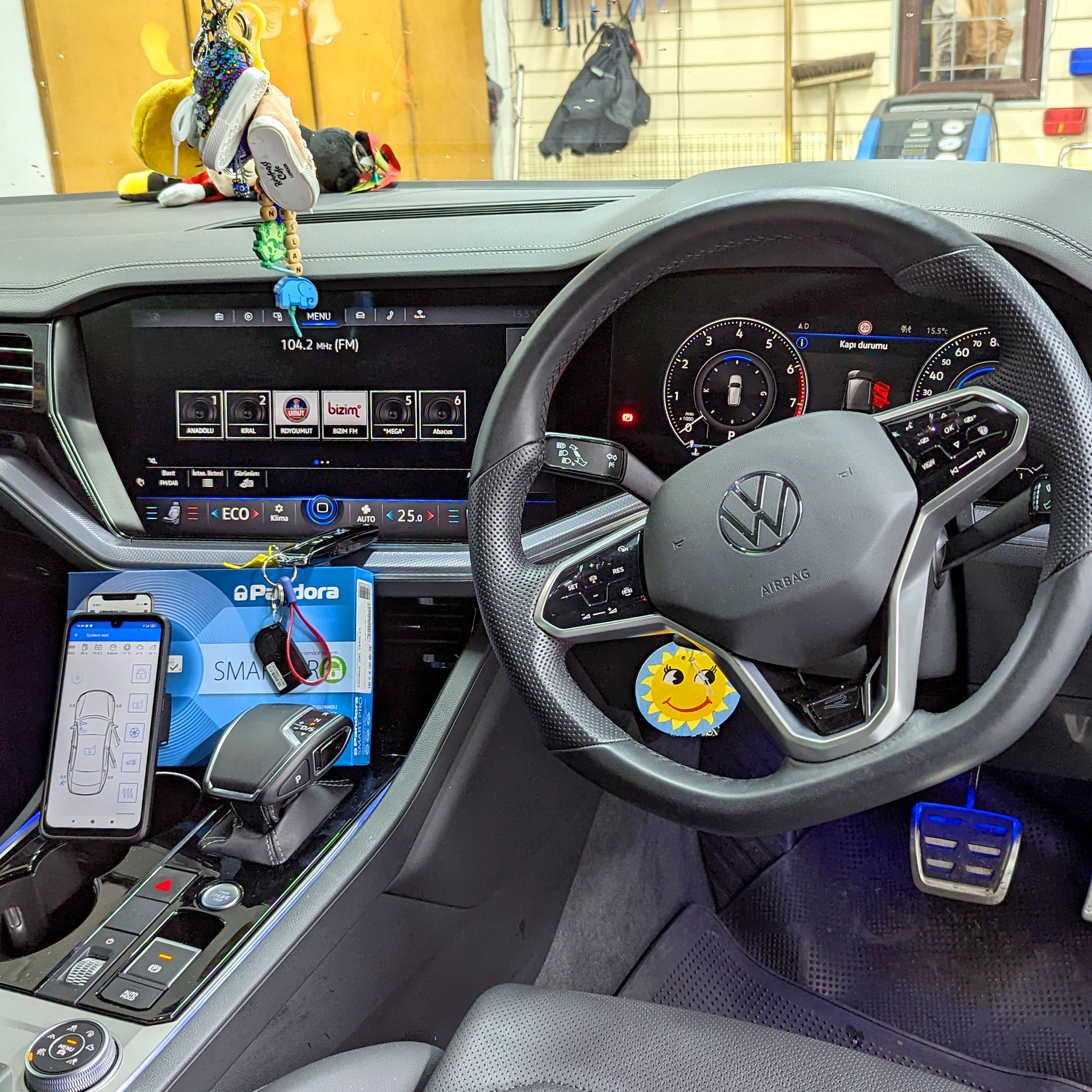Pandora Smart Pro V3 Car, Van Alarms with Tracker, Smartphone App & Notifications, Immobiliser, Shock, Tilt and Motion sensor - Image 5