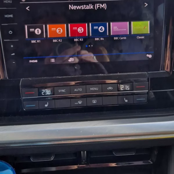 Volkswagen MIB 4.1 Front & Rear Camera Kit for Transporter Touareg - incarmusic.co.uk