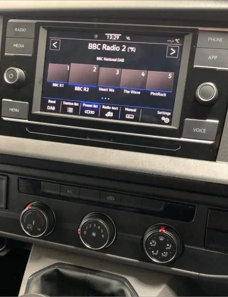 Volkswagen Transporter Rear Camera Integration Kit - incarmusic.co.uk