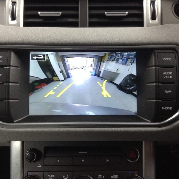 Front and Rear Camera Integration Kit for Land Rover & Range Rover Equipped with In Control Touch - incarmusic.co.uk