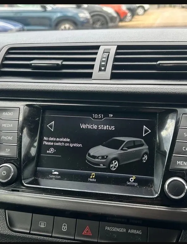 Skoda MIB 2 Front & Rear Camera Kit for Fabia Karoq Kodiaq Octavia Superb - incarmusic.co.uk