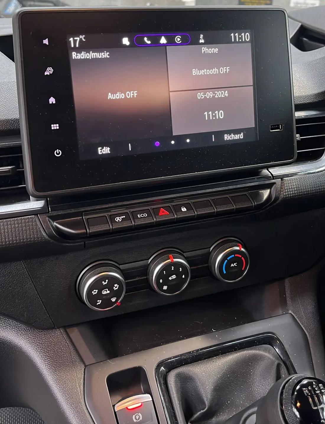 Renault Rear Camera Integration Kit for Kangoo Trafic - incarmusic.co.uk